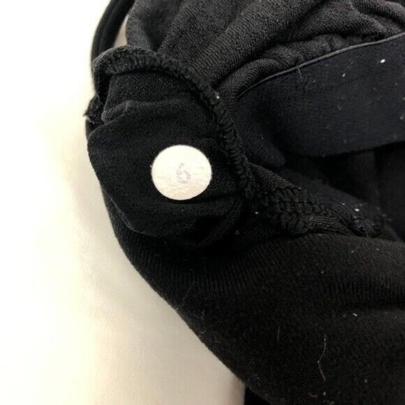 Lululemon Black Tank Strappy Back Workoutout Top Size 6 solid Stretch - Picture 2 of 5